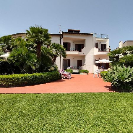 Appartamento Valeria Giardini Naxos Exteriör bild